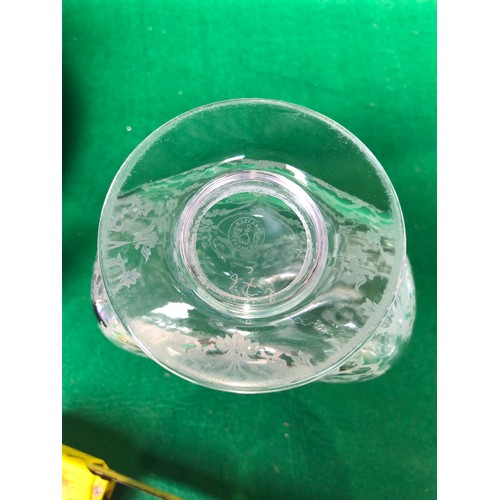 1116 - Baccarat carafe or decanter without stopper. Signed