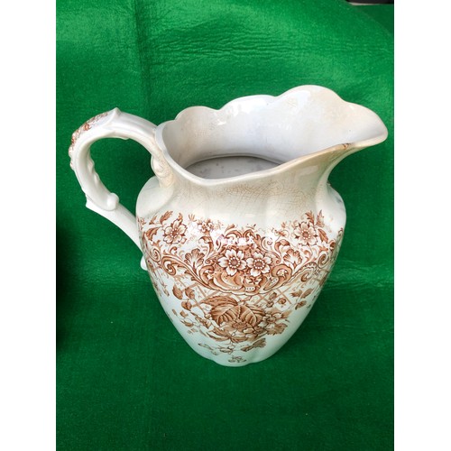 1133 - Large antique water jug