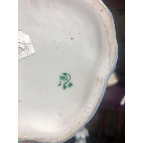 1180 - Ukranian figurine of two lovers in regional costume