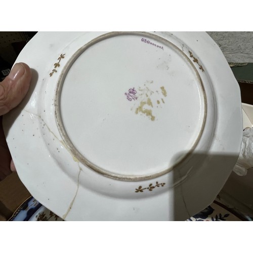 1251 - Collection of plates. 2 with repairs, to include George Jones and  Hancock Derby