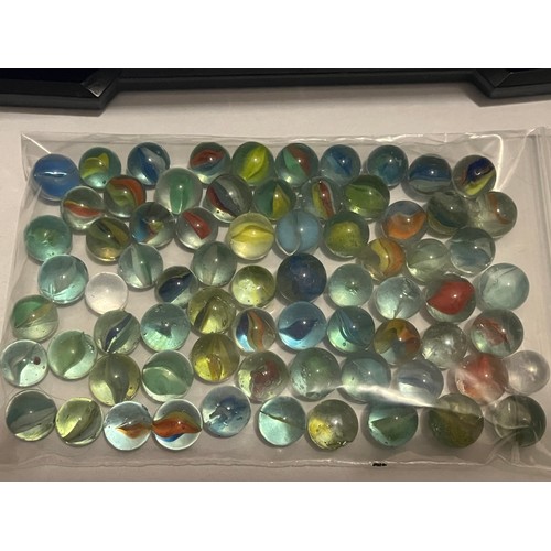 1277 - Bag of collectable glass marbles