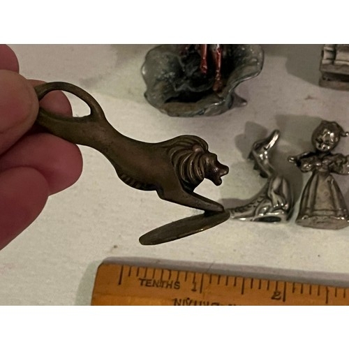 1307 - Metal figurines of allsorts