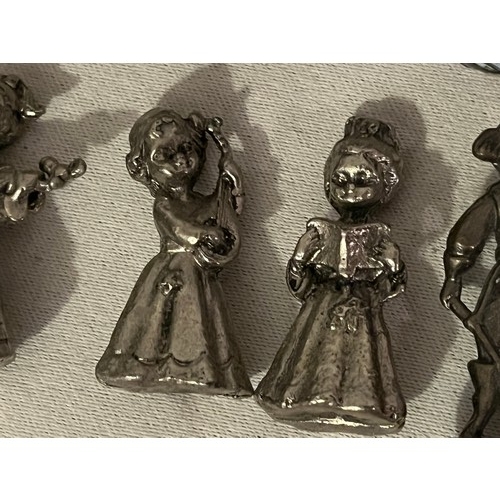 1307 - Metal figurines of allsorts