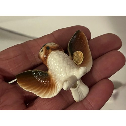 1308 - Miniature china figurines