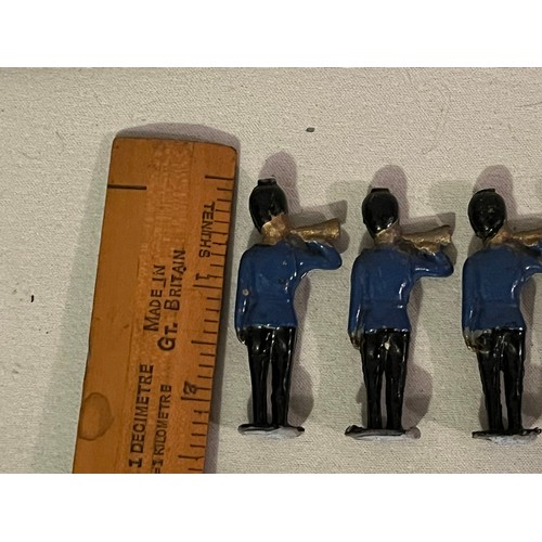 1309 - 6 Lead soldiers