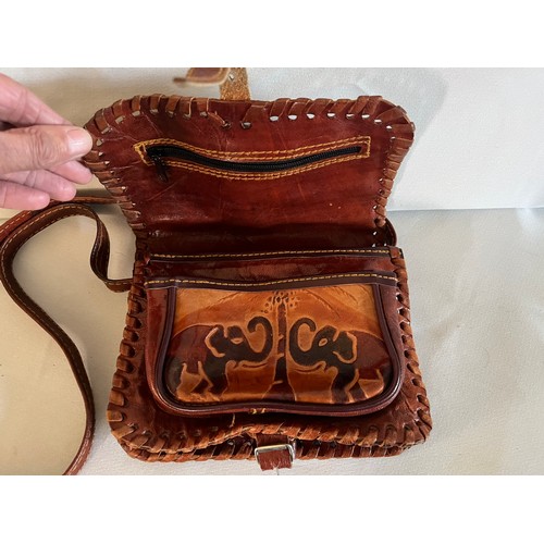 1357 - Ethnic art leather shoulder bag decorated with Elephants
