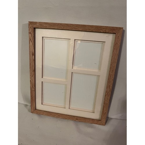 1381 - Picture frame for 6x4’s and 4x4’s