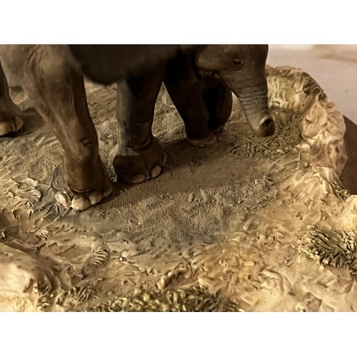 1384 - Border Fine Arts RW16 African Elephant and Calf from the WWF Chilton collection.