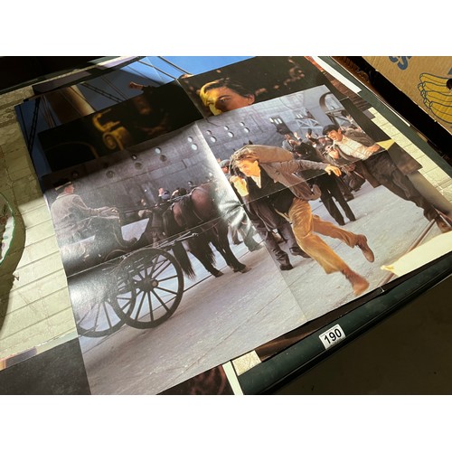 1393 - 11 Titanic movie posters