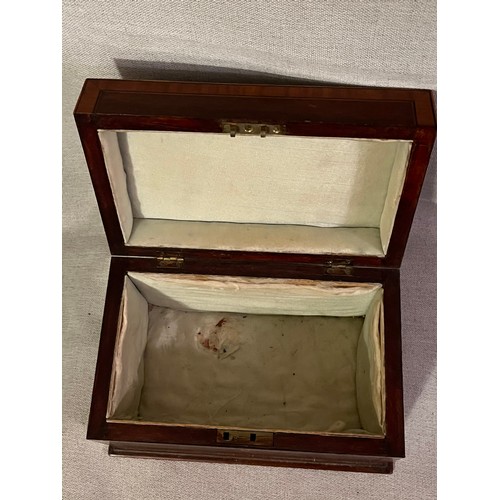 1394 - A Sheraton style Mahogany shell motif inlaid George III wooden box. No key