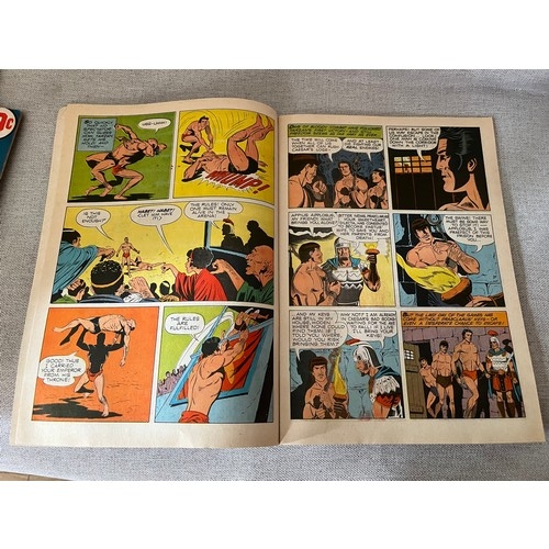 1402 - No.1 Tazan of the apes. Edgar Rice Burroughs. Including free gift, a glow in the dark pocket peeper ... 