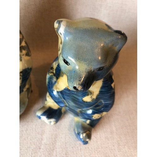 1416 - A pair of Collage Bears