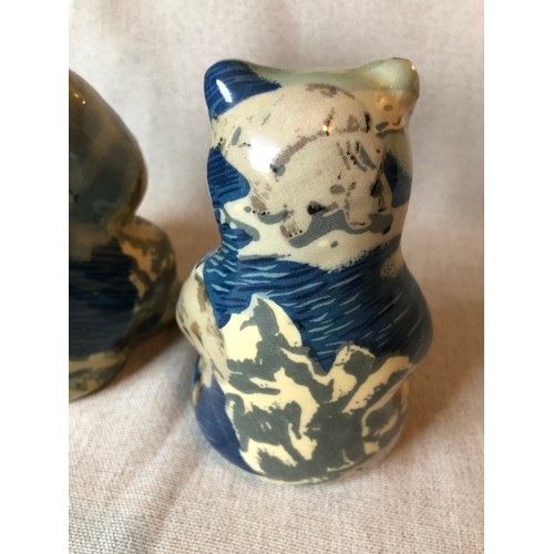 1416 - A pair of Collage Bears