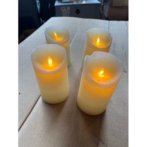 1466 - 4 battery candles