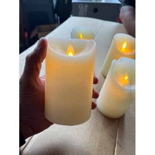 1466 - 4 battery candles