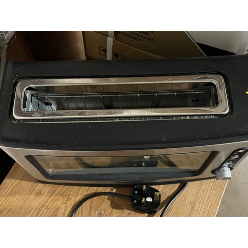 1486 - Daewoo toaster