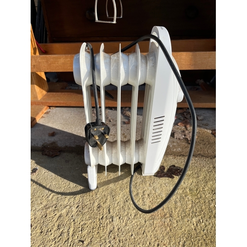 1489 - Small electric radiator