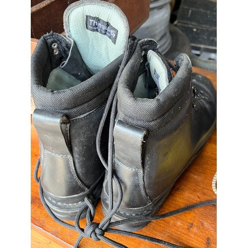 1522 - Vintage Ski boots