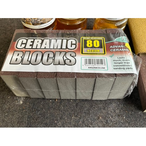 1572 - Linseed oil and grit pads