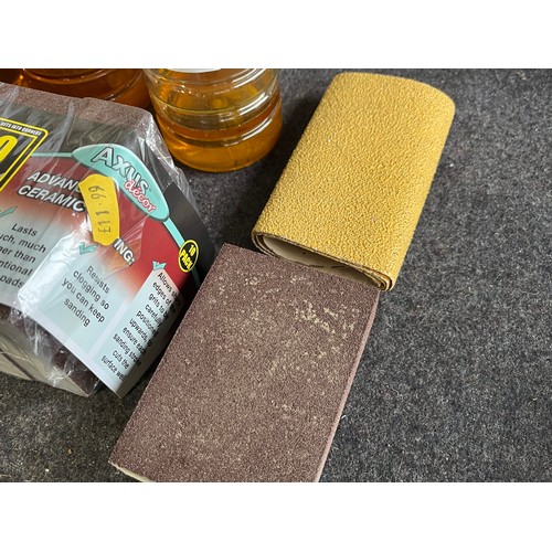 1572 - Linseed oil and grit pads