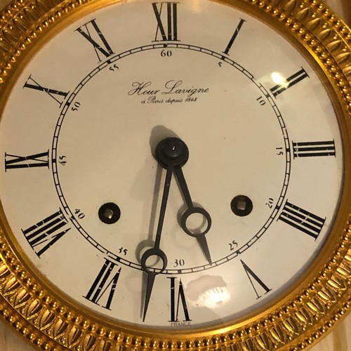 1616 - Hour Lavigne French 4 kg clock with Swiss mechanism and key complete with original box and instructi... 