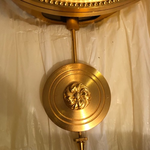 1616 - Hour Lavigne French 4 kg clock with Swiss mechanism and key complete with original box and instructi... 