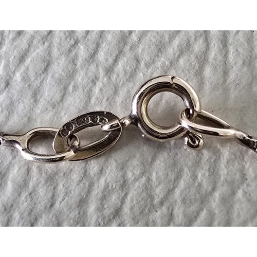 1642 - Attractive 9k Heart Pendant
2.61g
18