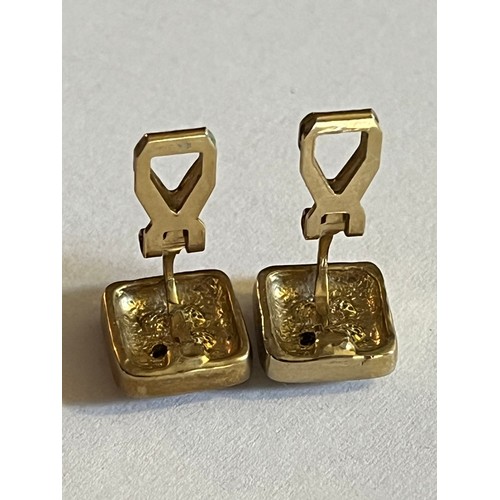1720 - Yellow metal clip-on earrings