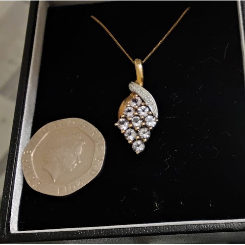 1728 - Attractive 9k yellow gold light pink topaz & diamond pendant with 18