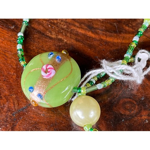 1735 - Murano bead necklace