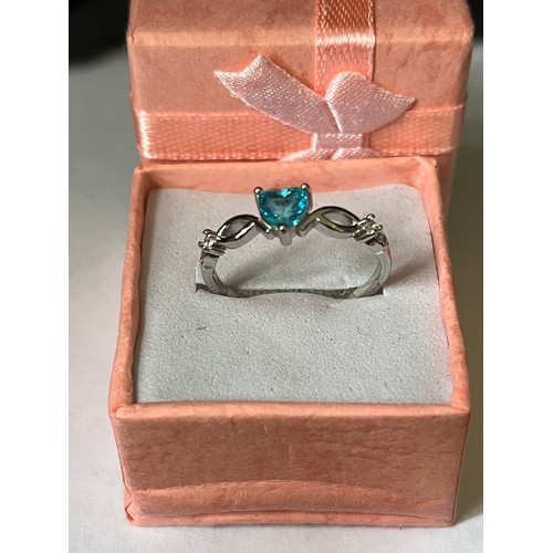 1759 - Pretty blue stone ring marked S925 size P.5 including presentation box