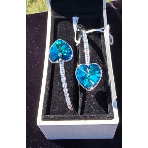 1781 - New Boxed Swarovski Bangle, spring opening..RRP 169