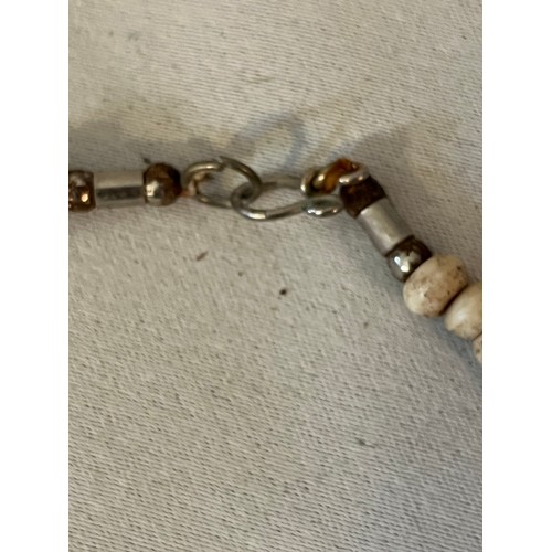 1834 - Bone necklace