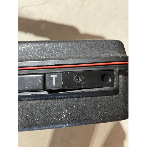 1930 - Delsey Briefcase, no key