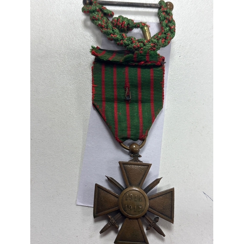 864 - French Croix de Guerre 1914–1917 with Bronze Star — WWI Gallantry Medal  Original French First World... 