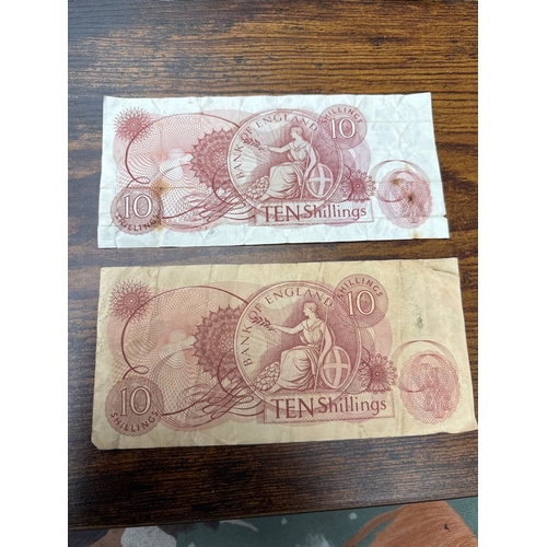 69 - Bank of England Ten Shilling Notes x2 – Elizabeth II (Pre-Decimal Currency) Pair of original Bank of... 