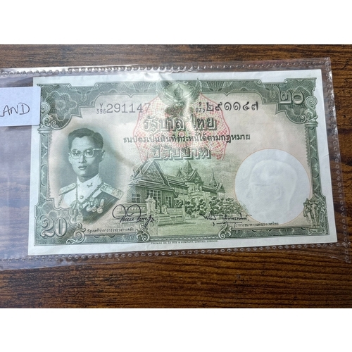 84 - Thailand 20 Baht Banknote – King Bhumibol Adulyadej (Rama IX) Attractive Thai 20 Baht banknote featu... 