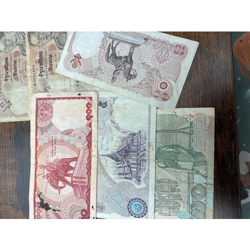 87 - Thailand Banknote Collection – 7 Notes (Mixed Denominations, King Bhumibol Era) Group of seven vinta... 