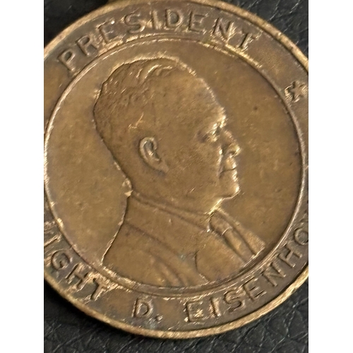 5 - President Dwight D. Eisenhower Commemorative Pendant United States Capitol Souvenir, c.1953–1961  Vi... 