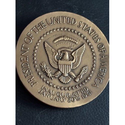25 - Large 1961 John F. Kennedy Presidential Inauguration Medal Impressive commemorative bronze-style med... 