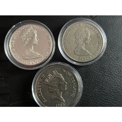 27 - Commonwealth commemorative coin collection including 1982 Falkland Islands Liberation 50 Pence, Brit... 