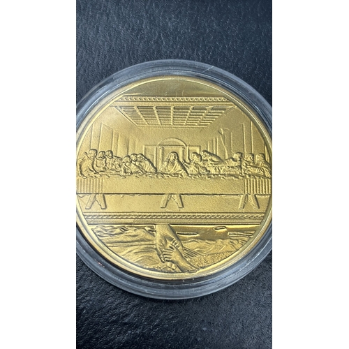 60 - Interesting mixed group of Vatican City and Christian devotional collectables including:  * vintage ... 