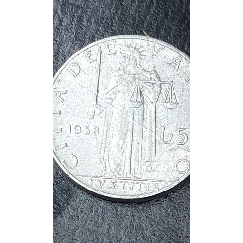 60 - Interesting mixed group of Vatican City and Christian devotional collectables including:  * vintage ... 