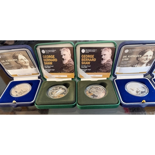 318 - 925 silver coins in boxes 28 grams