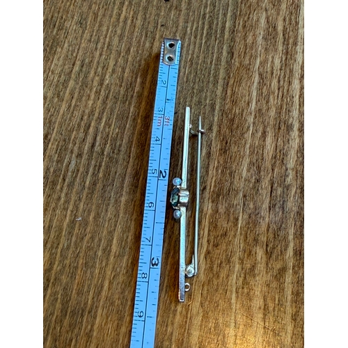 26 - Aquamarine and pearl bar brooch high k gold