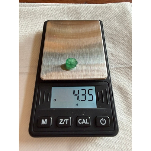 39 - 4.35ct natural Emerald