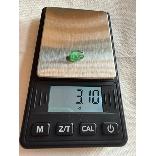 45 - 3.1ct natural Emerald