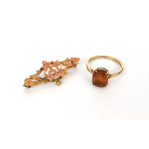 42 - ANTIQUE 9CT GOLD BROOCH & CITRINE RING mounted in 9ct gold set with an oval cut citrine, approx 11.0... 