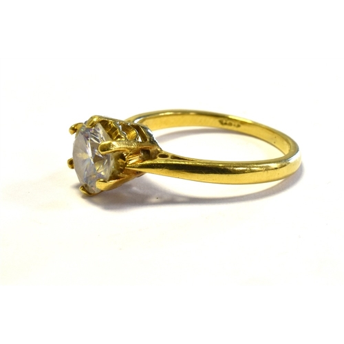 42 - 18CT GOLD & COLOURLESS STONE RING Matthey claw style setting, containing a brilliant cut colourless ... 