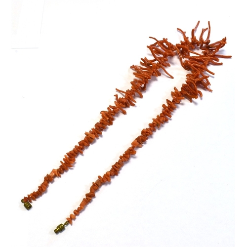 59 - NATURAL RED CORAL TWIG NECKLACE 48cm long, consisting of natural coral branch twigs approx 1.0-4.0cm... 